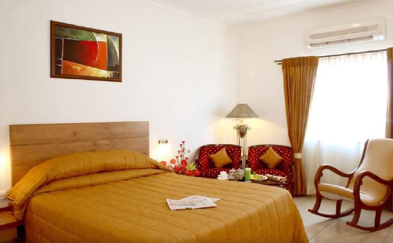 Octave Hotel - Double Road Bangalore Room photo
